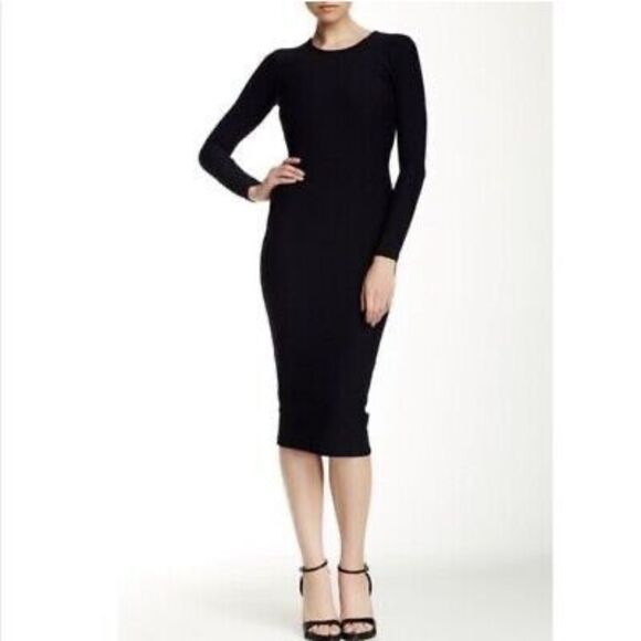 NADIA TARR Dresses & Skirts - NADIA TARR Black Ribbed Scuba Cocktail Dress